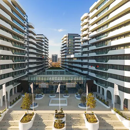 Retreat 84 In Odyssey And Pools Resort-parking